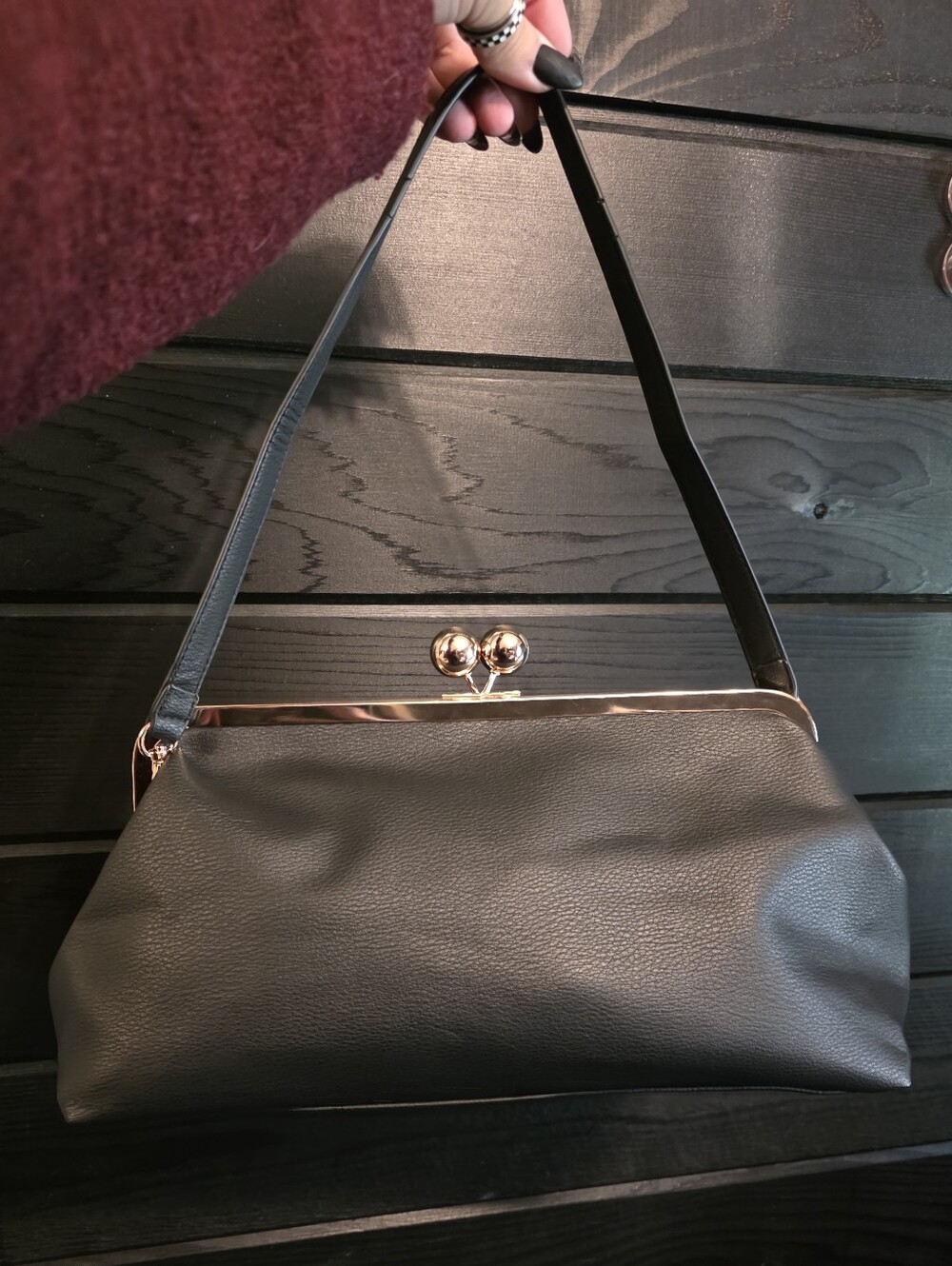 Classic Black Frame-Top Shoulder Bag Clutch